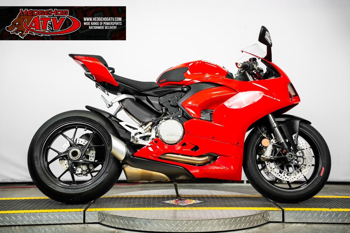 2025 Ducati Panigale V2